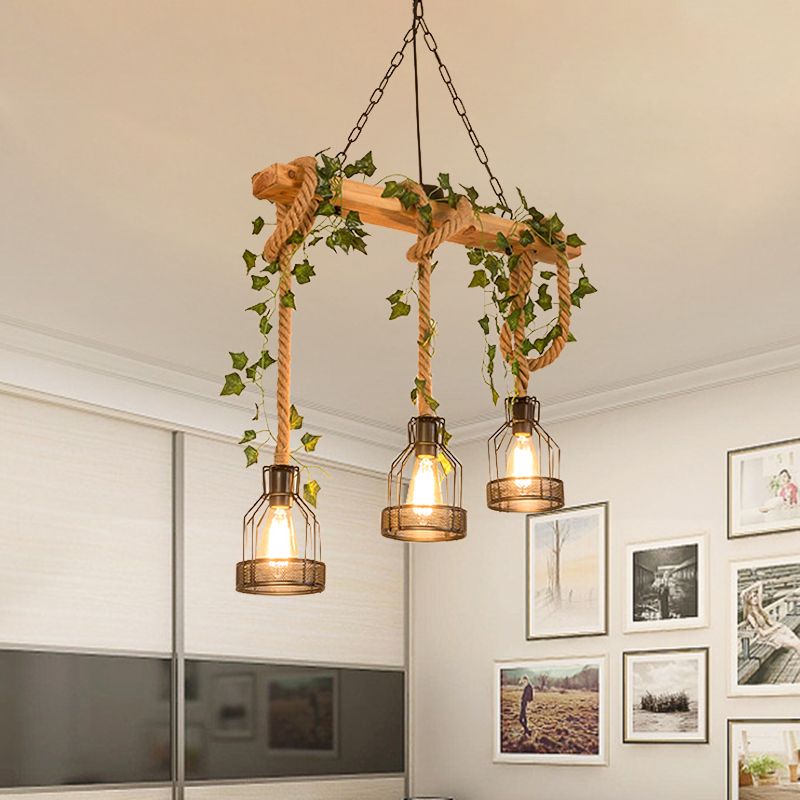 Lampada a sospensione rustica vintage con trave in legno e paralumi a gabbia in metallo