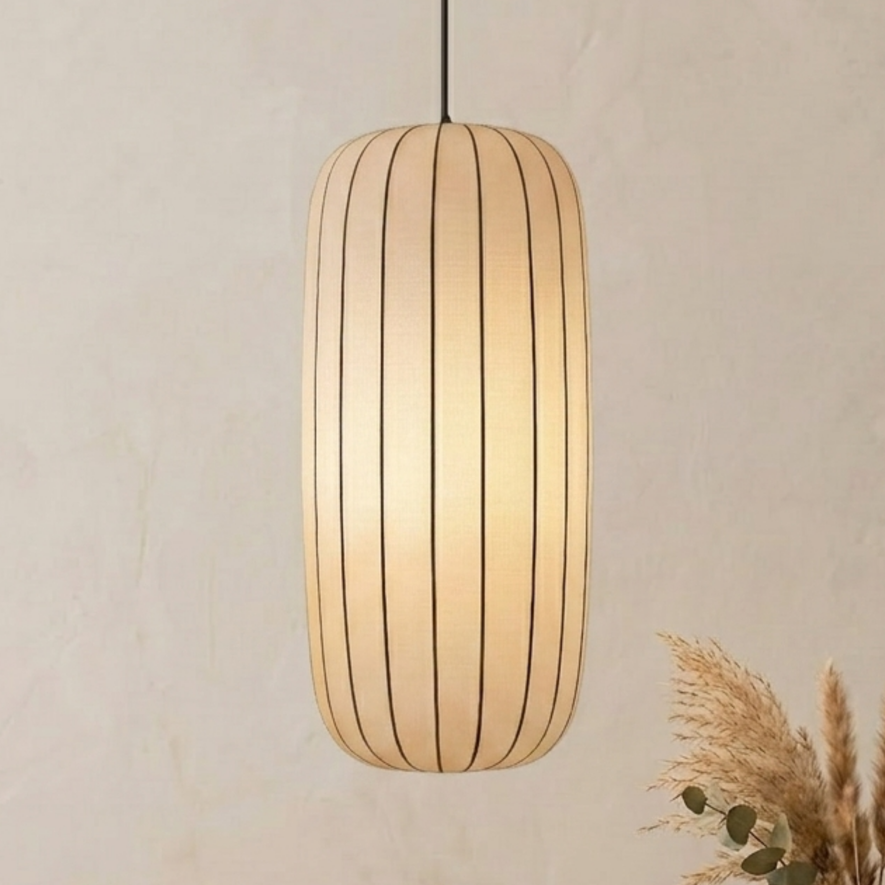Lampada a sospensione scandinava in tessuto plissettato con struttura in metallo e LED integrato