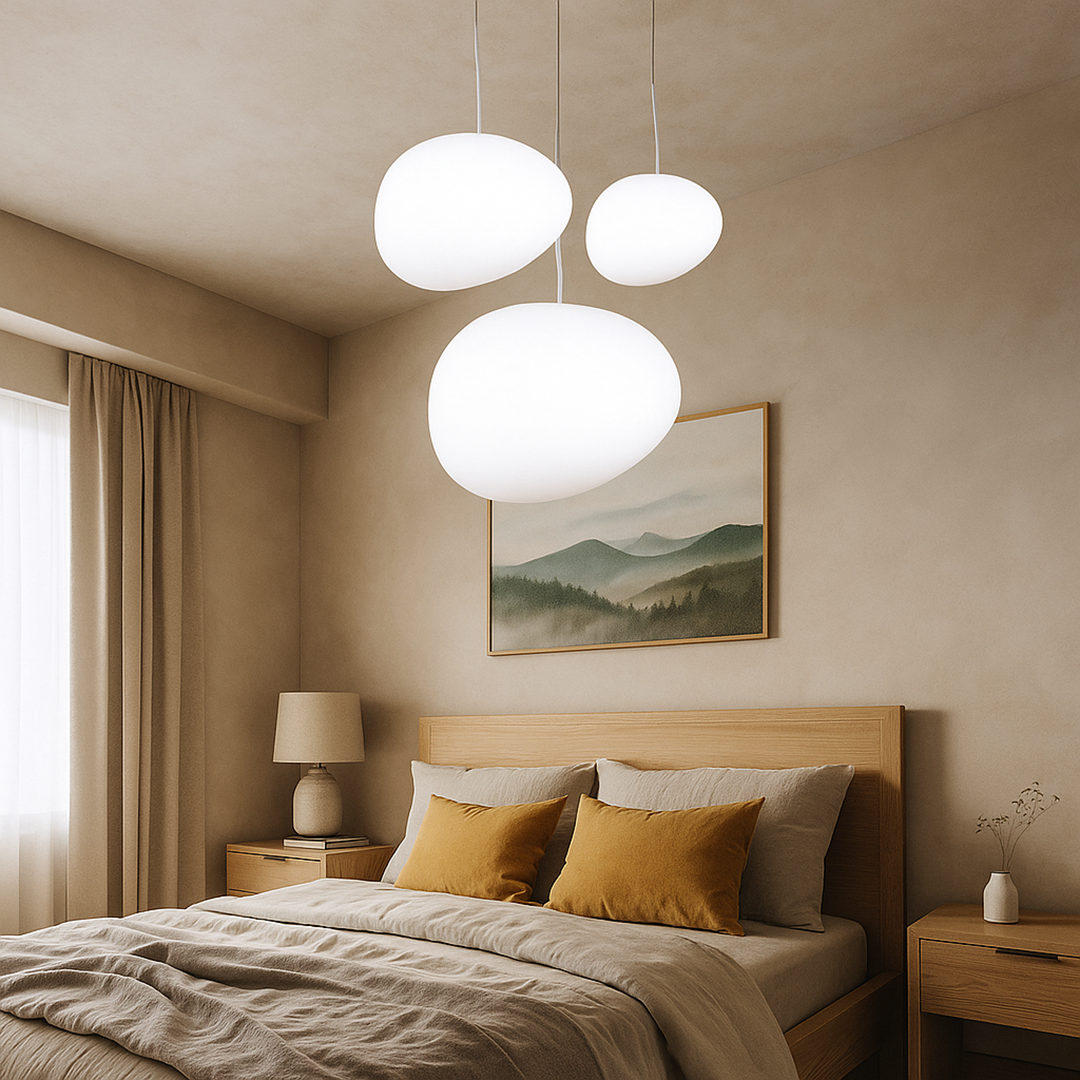 Lampada a sospensione sferica in metallo dal design geometrico