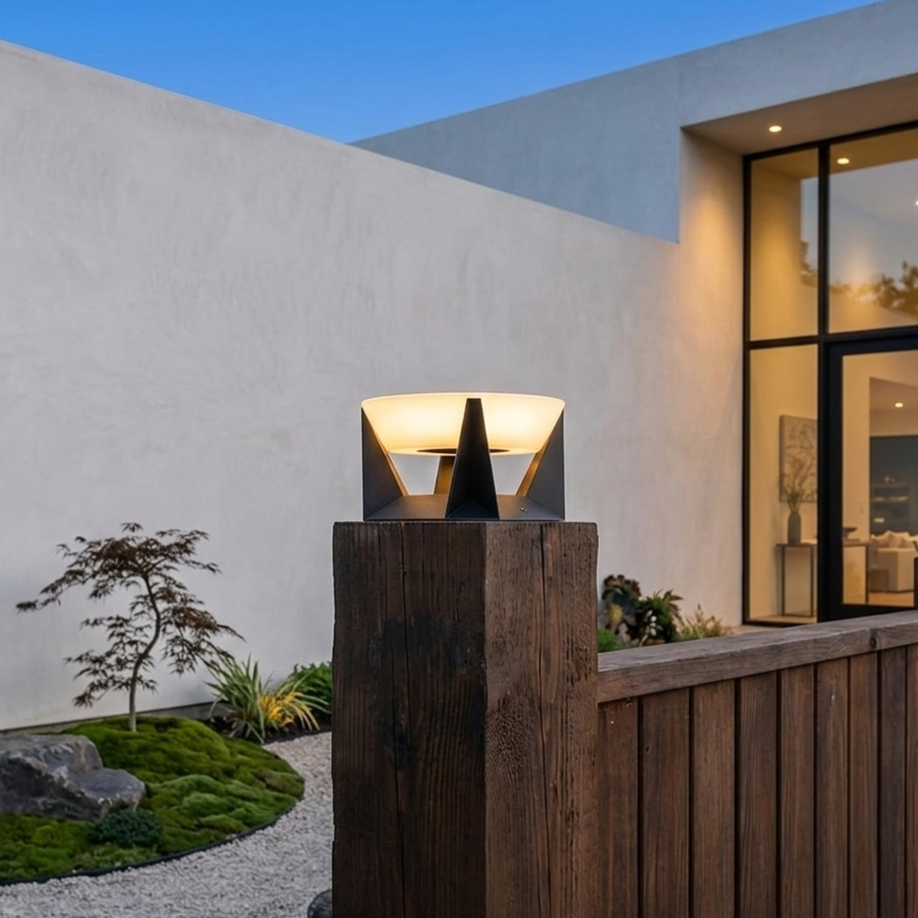 Lampada da giardino solare a LED nera moderna con base geometrica per patio ed esterni