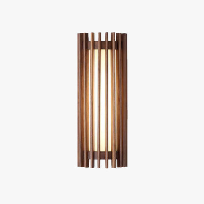 Lampada da parete cilindrica in legno di noce a doghe