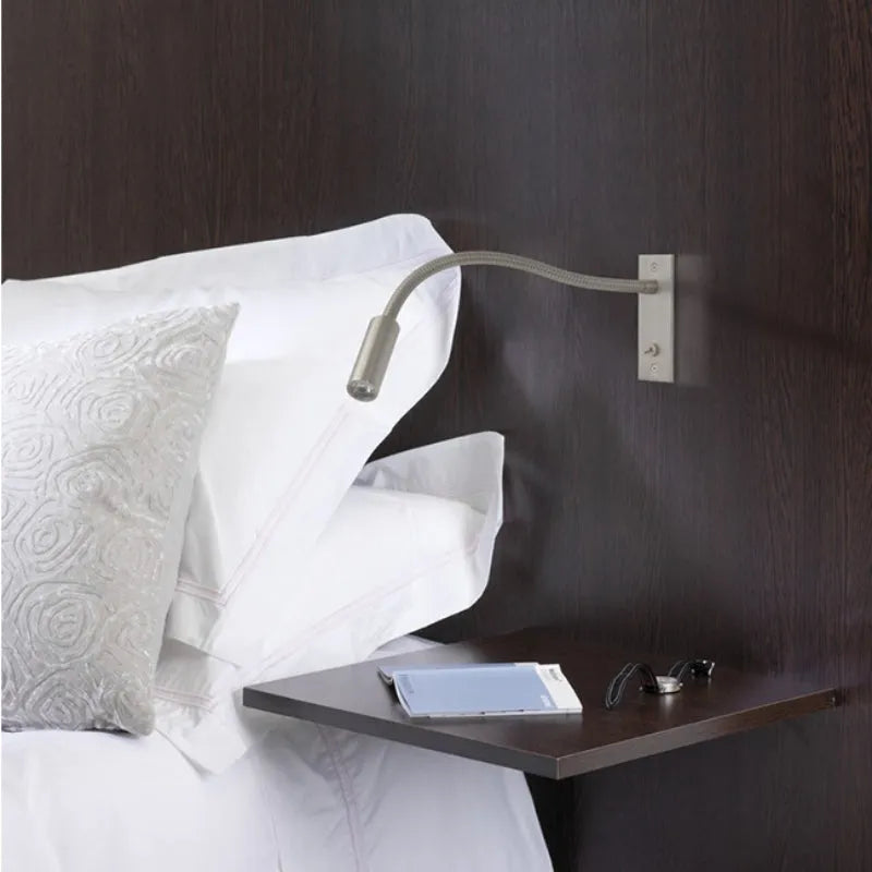 Lampada da parete da lettura LED regolabile in bronzo con braccio a collo di cigno