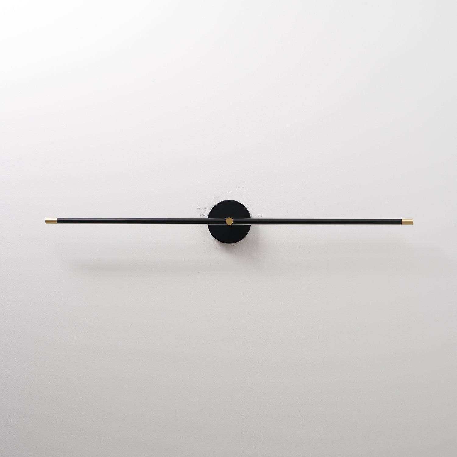 Lampada da parete LED lineare minimalista a doppia estremità, applique nero e oro