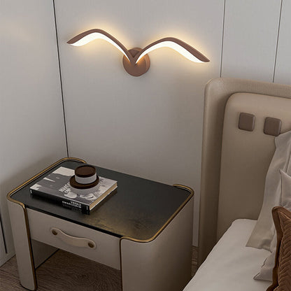 Lampada da parete LED minimalista a forma di ali, marrone o bianca