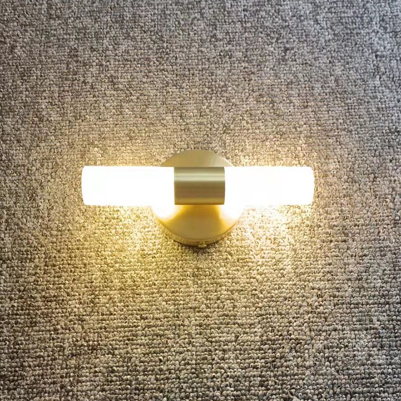Lampada da parete LED moderna oro con paralumi cilindrici in acrilico satinato