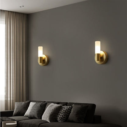 Lampada da parete LED moderna oro con paralumi cilindrici in acrilico satinato