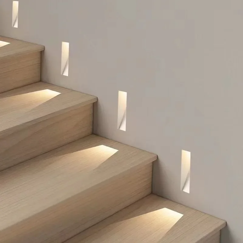 Lampada da parete LED nordica in acciaio inox per scale e gradini