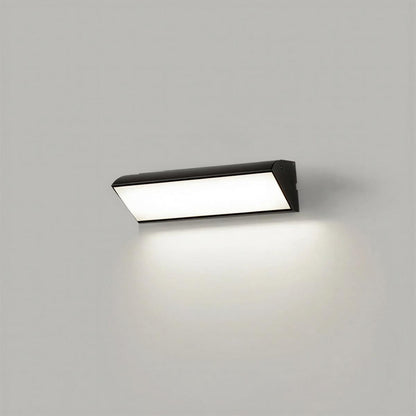 Lampada da parete per esterni a luce verso il basso per patio e ingresso