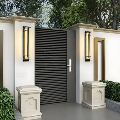 Lampada da parete per esterni in alabastro con design a gabbia verticale