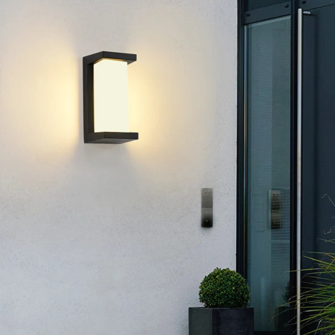 Lampada da parete per esterni LED grigia con sensore di movimento IP65 per giardino e portico