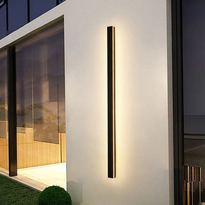 Lampada da parete per esterni LED lineare nera da giardino