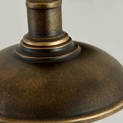 Lampada da parete per esterni rustica in ottone anticato con paralume a coppa per giardino e portico