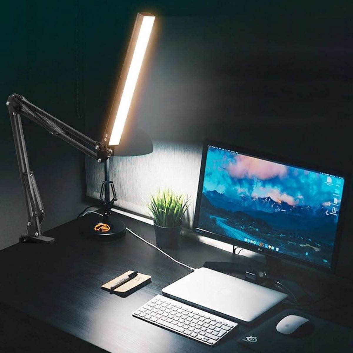 Lampada da scrivania LED dimmerabile con braccio snodabile e morsetto
