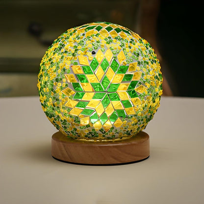 Lampada da tavolo in stile turco con mosaico in vetro e design boho
