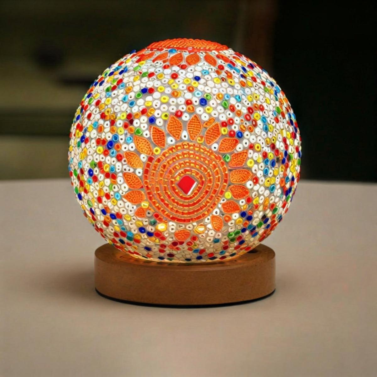 Lampada da tavolo in stile turco con mosaico in vetro e design boho