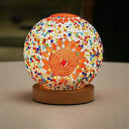 Lampada da tavolo in stile turco con mosaico in vetro e design boho
