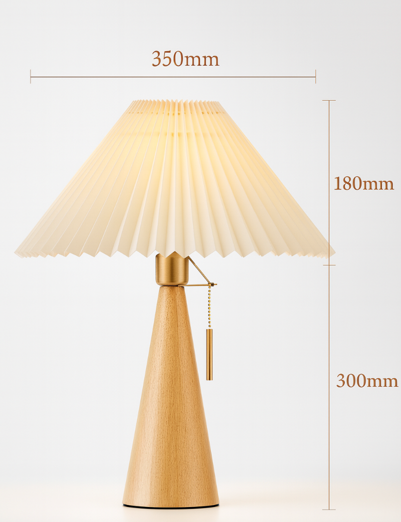 Lampada da tavolo japandi in legno con paralume plissettato in tessuto