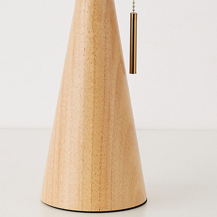 Lampada da tavolo japandi in legno con paralume plissettato in tessuto