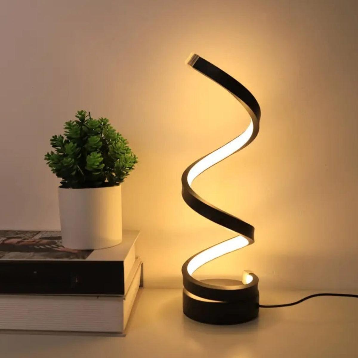 Lampada da tavolo moderna a spirale dimmerabile con alimentazione USB