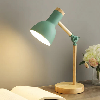 Lampada da tavolo nordica in legno con braccio regolabile da scrivania