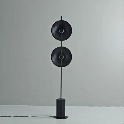 Lampada da terra contemporanea in ferro e legno con doppio disco scultoreo