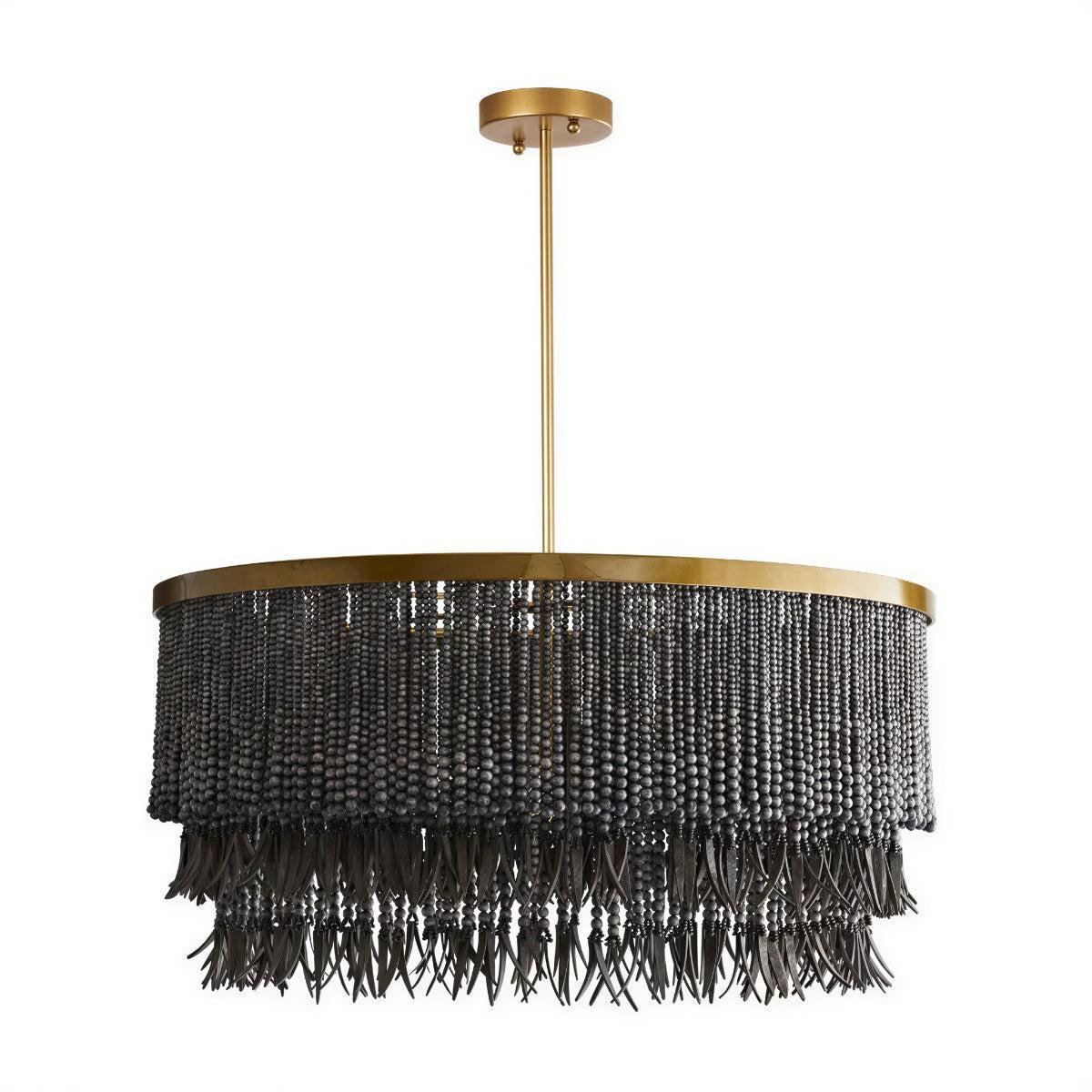 Lampadario boho in perle di legno con paralume a tamburo