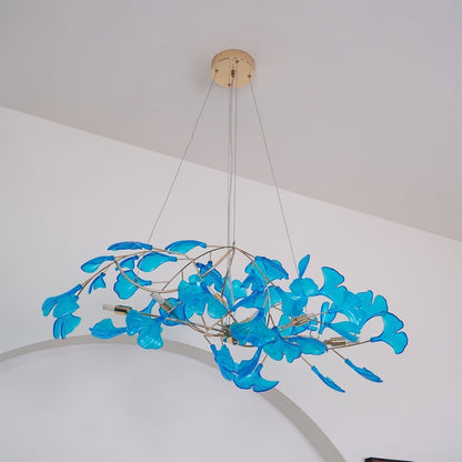 Lampadario botanico a ramo con foglie di ginkgo in acrilico e struttura in metallo, verde blu caffè