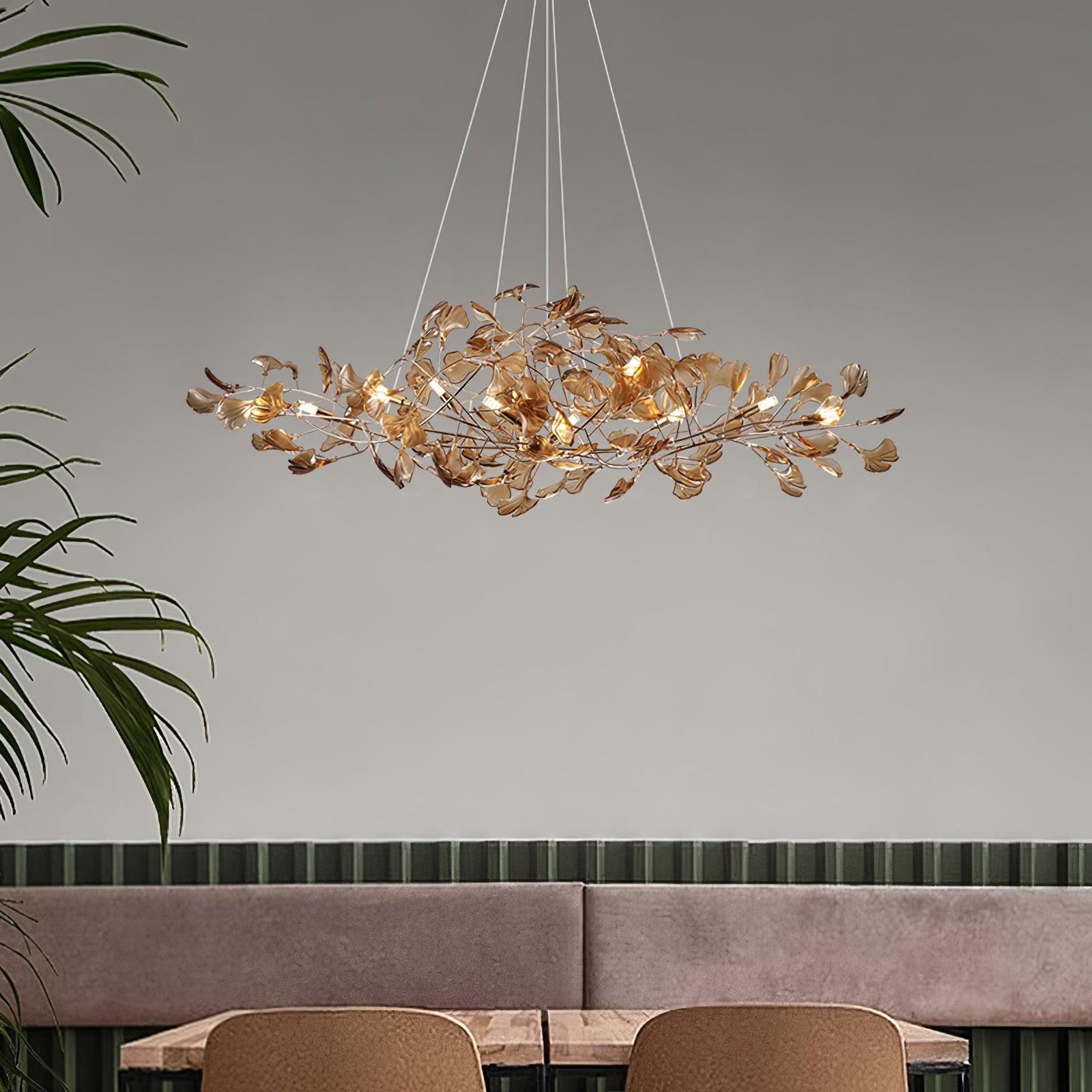 Lampadario botanico a ramo con foglie di ginkgo in acrilico e struttura in metallo, verde blu caffè