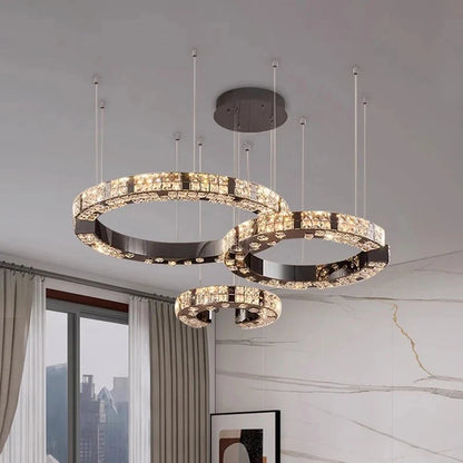 Lampadario di lusso ad anelli in cristallo Cosmo nero specchiato