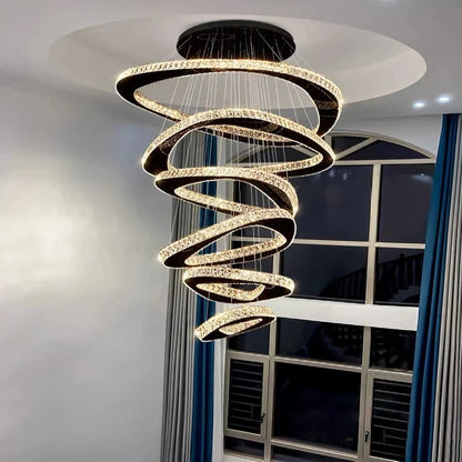 Lampadario LED a spirale con anelli in cristallo per soffitti alti