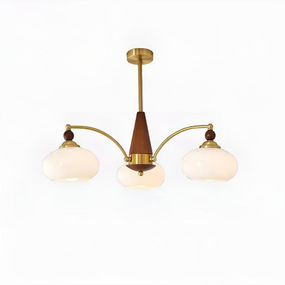 Lampadario mid century in ottone con paralumi in vetro per sala da pranzo