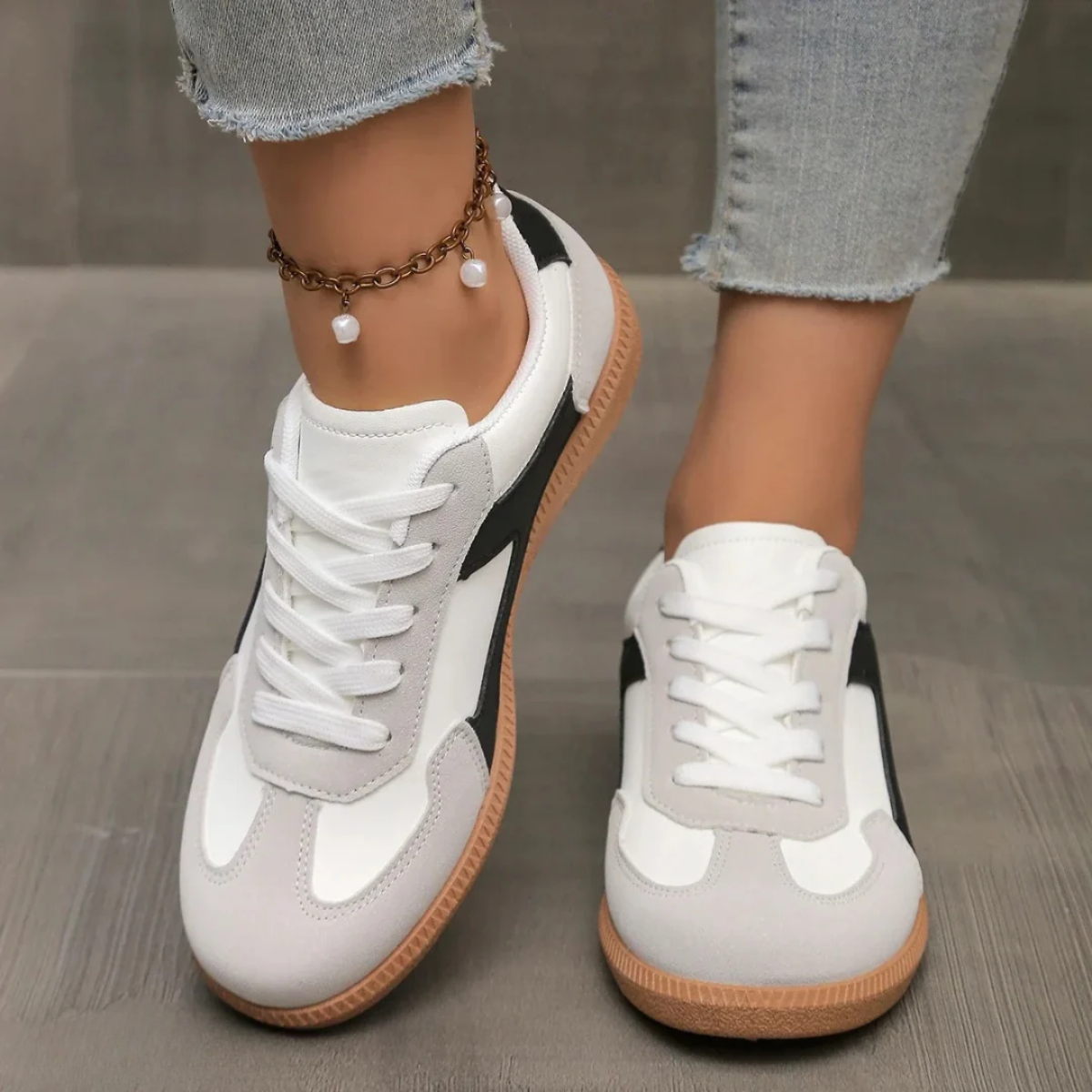 Modesta sneakers donna basse con lacci e inserti a contrasto, foto 1