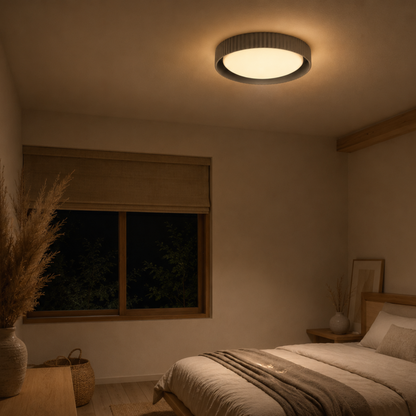 Plafoniera a soffitto rotonda in resina rigata minimalista