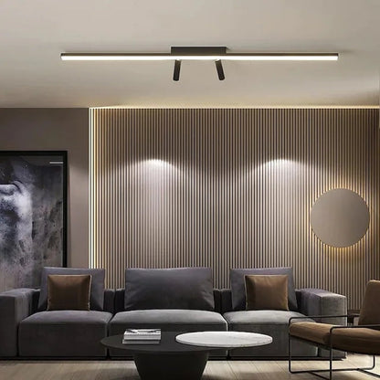 Plafoniera LED lineare nera a soffitto con faretti orientabili, stile minimalista