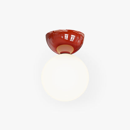 Plafoniera moderna con globo in vetro opale e cupola in metallo rosso, verde o cromo