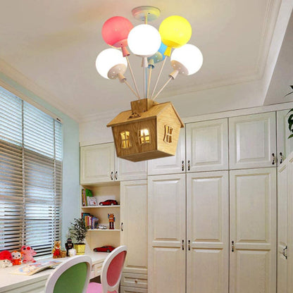 Plafoniera per cameretta con palloncini colorati e casetta in legno e acrilico