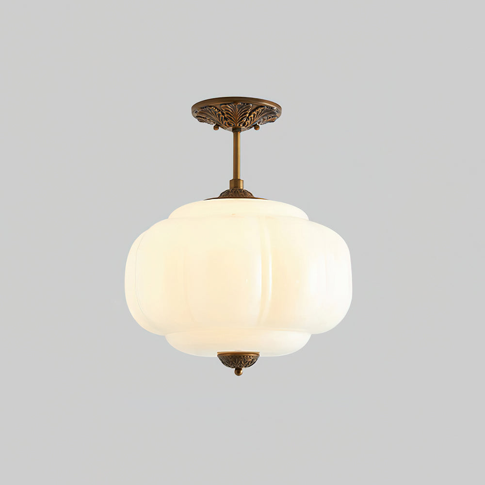 Semi plafoniera in vetro verde con globo rigato e finitura oro, stile vintage