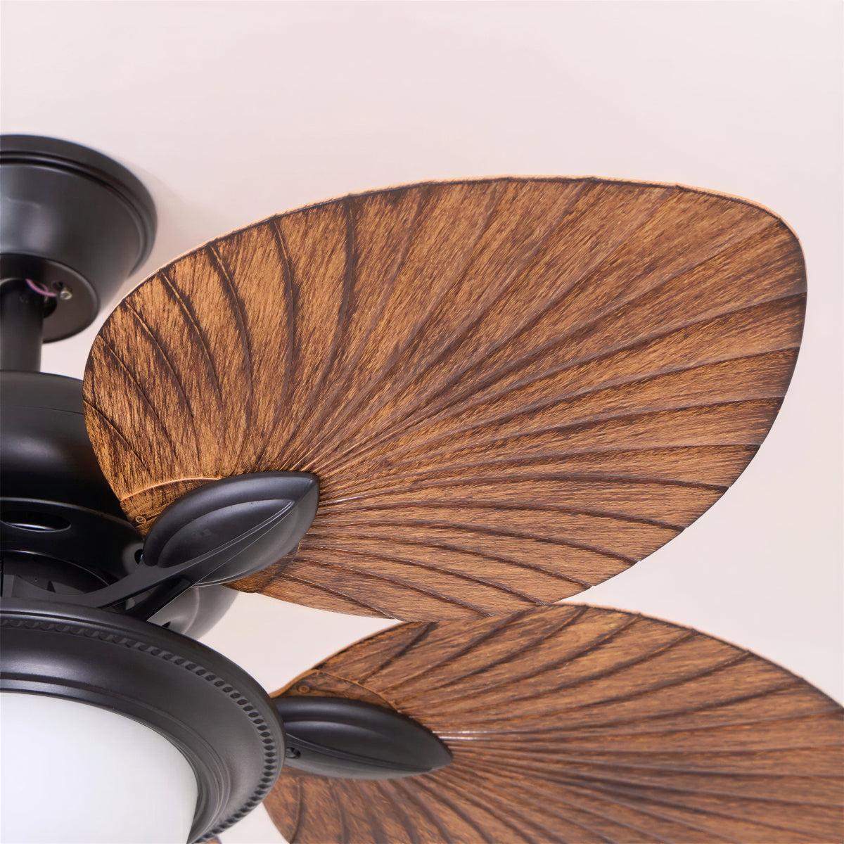 Ventilatore da soffitto con luce e pale a foglia tropicale